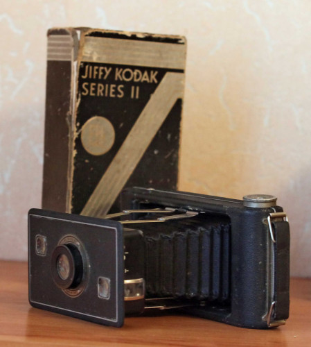 Классический антикварный фотоаппарат JIFFY KODAK в оригинальной коробке - прекрасный подарок, необычный бизнес сувенир